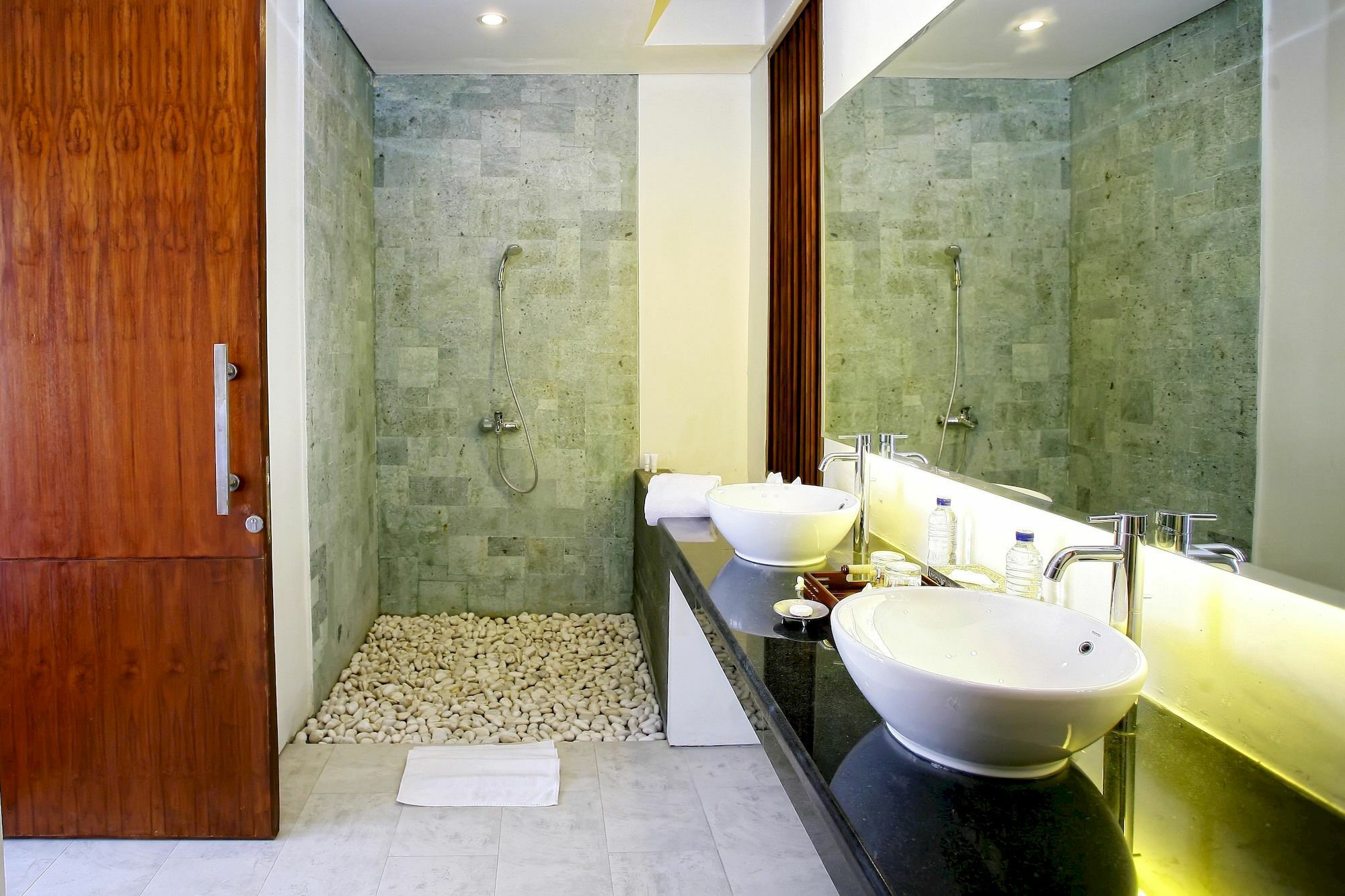 The Royal Bali Villas Canggu Kuta  Exterior photo